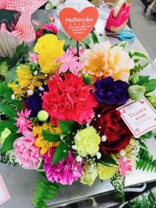 「母の日」たくさんのご注文ありがとうございました｜「フラワーショップアカシ」　（福岡県久留米市の花キューピット加盟店 花屋）のブログ